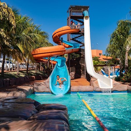 Grandes Lagos Resorts E Parque Aquatico Santa Clara d'Oeste Kültér fotó