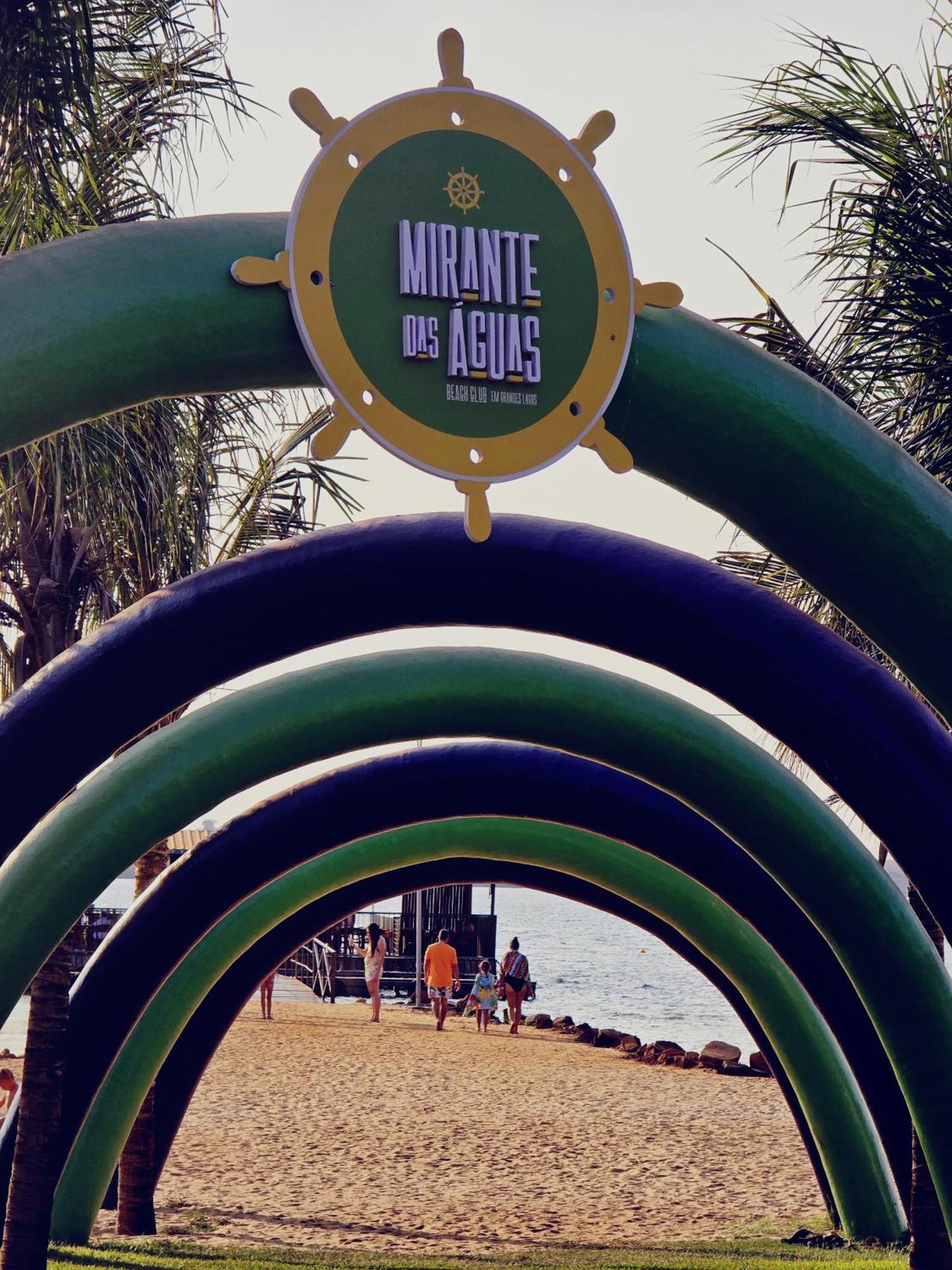 Grandes Lagos Resorts E Parque Aquatico Santa Clara d'Oeste Kültér fotó